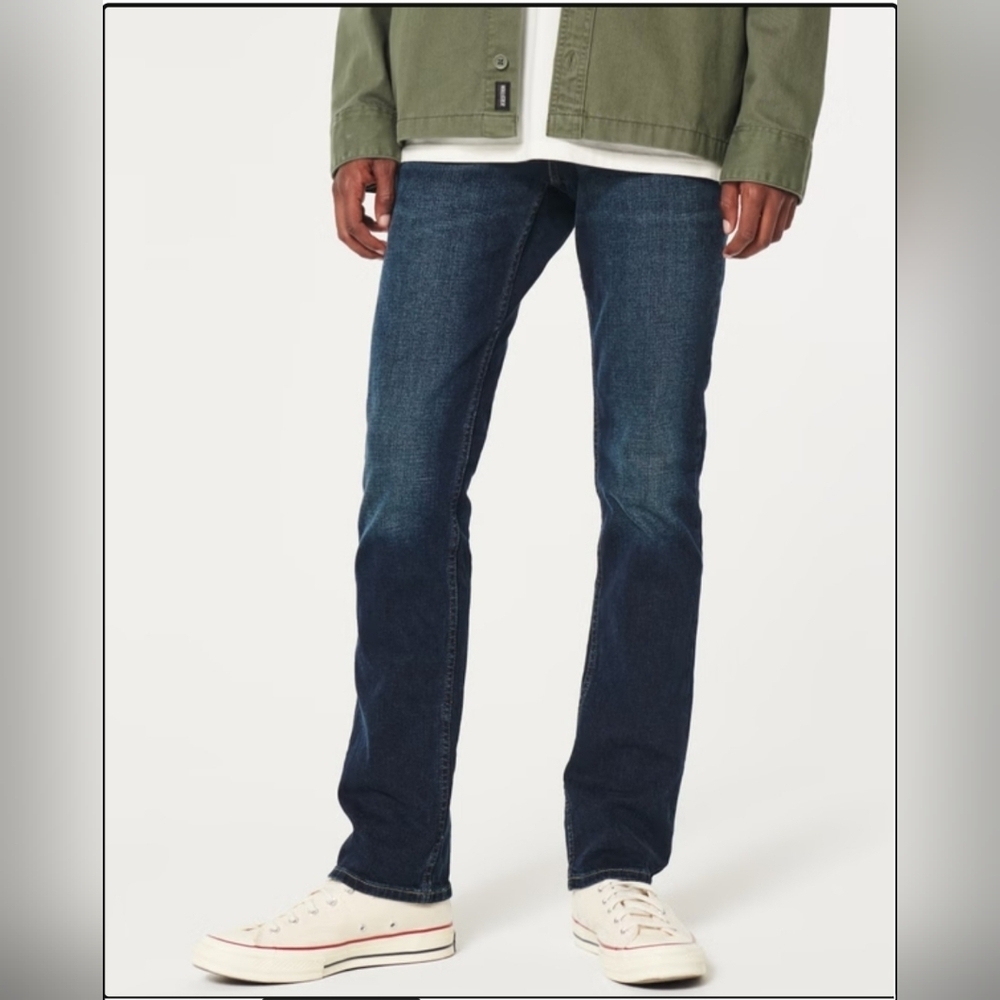 Hollister Men's Classic Dark Wash Button Fly Blue Jeans 28 X 30. school